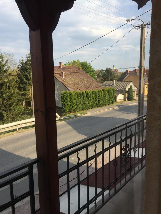Villa Negra Motel Berzence Exteriér fotografie